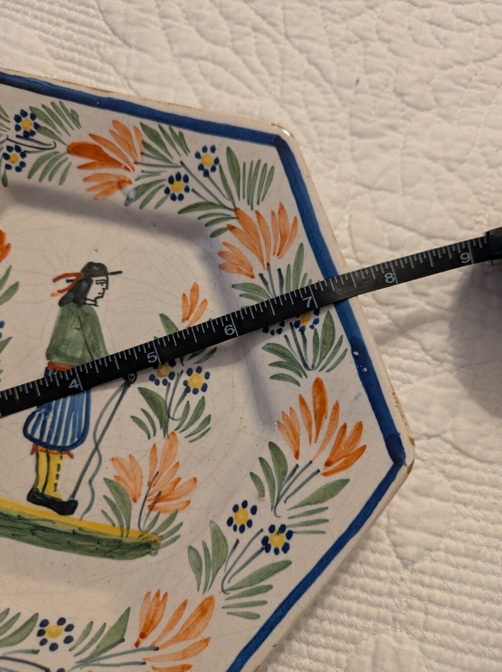 RARE Vintage Henriot Quimper Hexagonal Plate - Hand Painted Breton Man - French - Picture 2 of 4